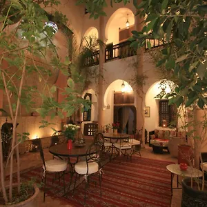 2* Riad Akush