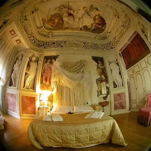 https://casa-museo-palazzo-valenti-gonzaga.it-lombardy.com